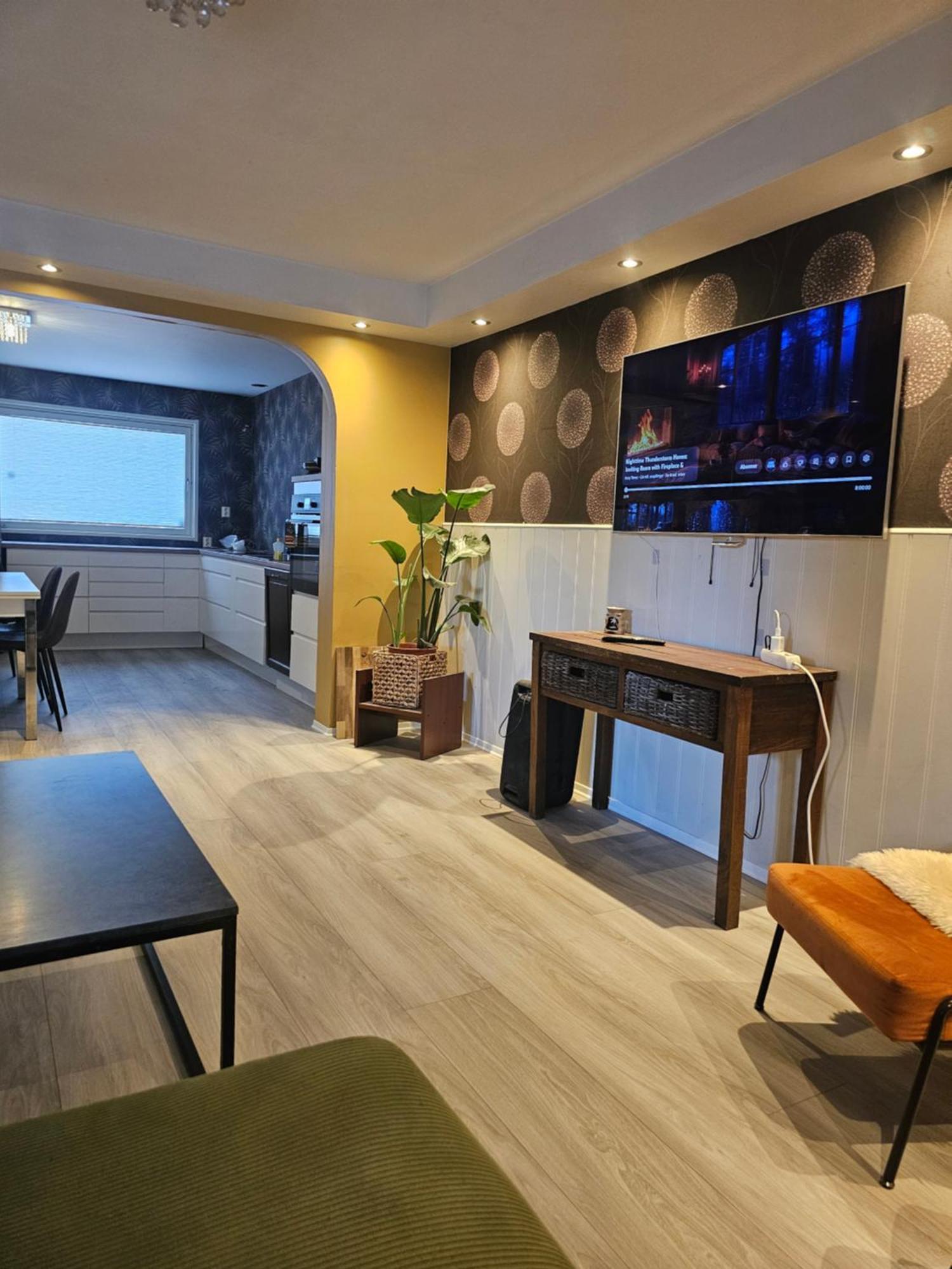 Full Privacy Townhome In Oslo With Wifi 외부 사진